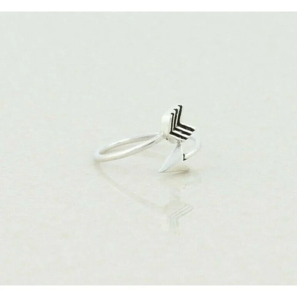 Sterling Silver Arrow Toe Midi Ring Size 2 1/2 Adjustable - Picture 7 of 7